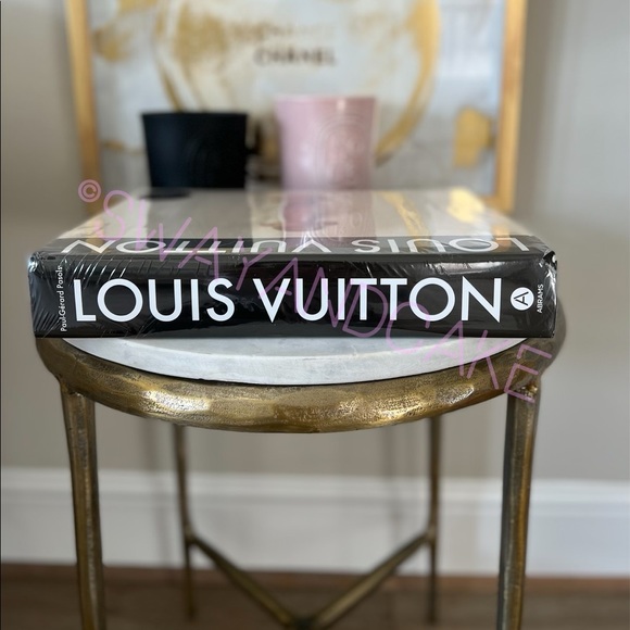 Louis Vuitton LV THE BOOK 200 Magazine Limited Edition 120 Pages